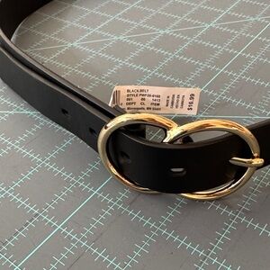 Elegant Black Belt with Gold Accent